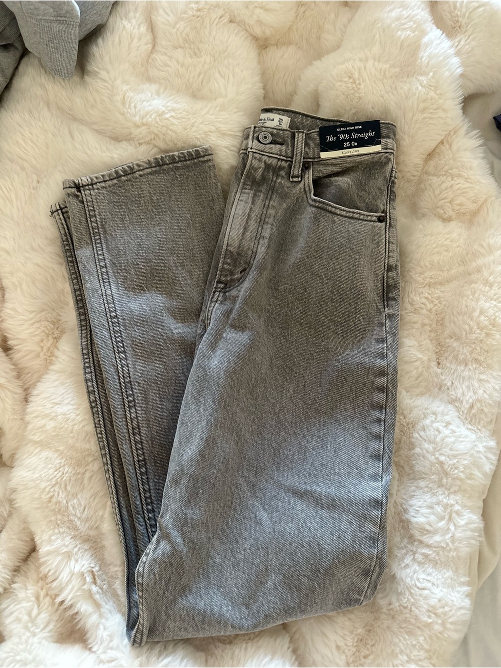 Abercrombie & Fitch Ultra High Rise the 90’s Straight Jeans